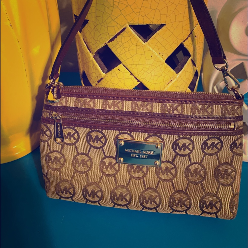 Last Chance!!! MK Wallet!